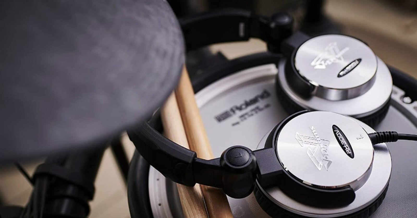 Top 5 Best Headphones for Electronic Drums Reviews 2022
