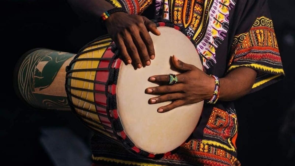 Djembe African Drum Bongo Congo Stardard Size Mahogany Goatskin Drumhead professional 9, Blue 