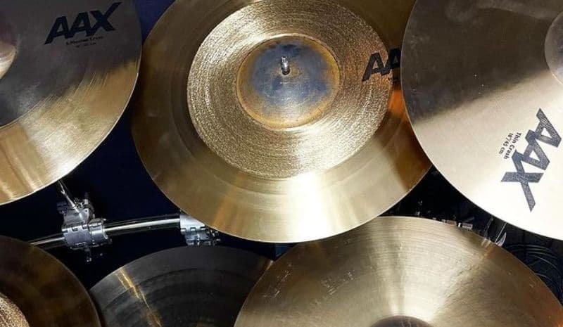 Cymbals on the drum set