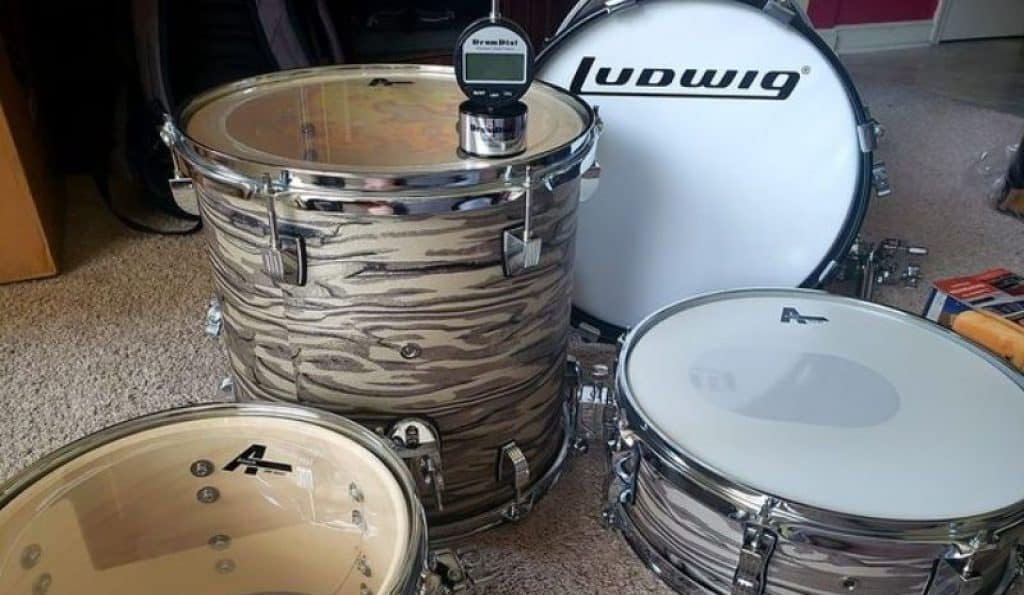 How to Tune Toms? Complete Review & 3 Steps Guide SimplyDrum