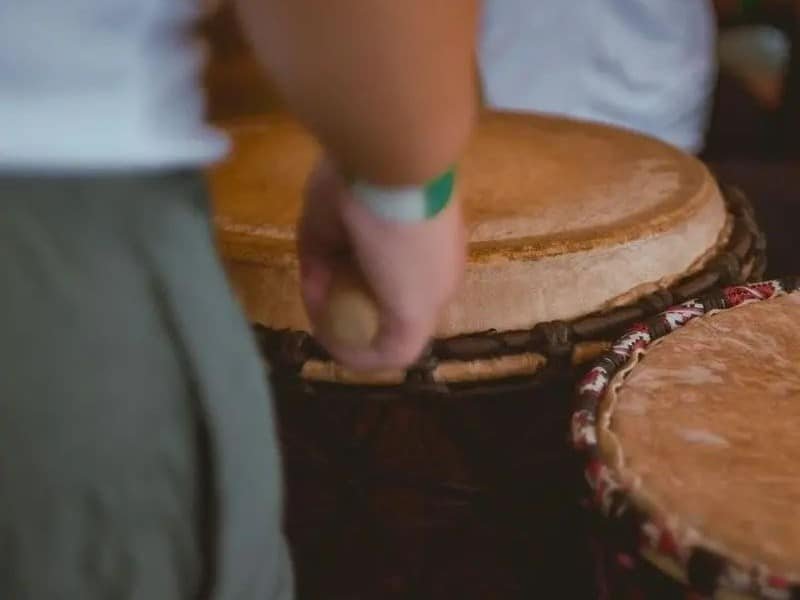 djembe and hand