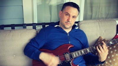 Cleveland Guitar and Bass Lessons with Eric Hankinson